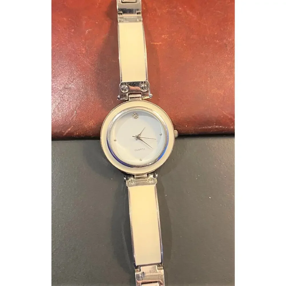 Women's 34mm Silver Tone Quartz Watch With Enamel Accents